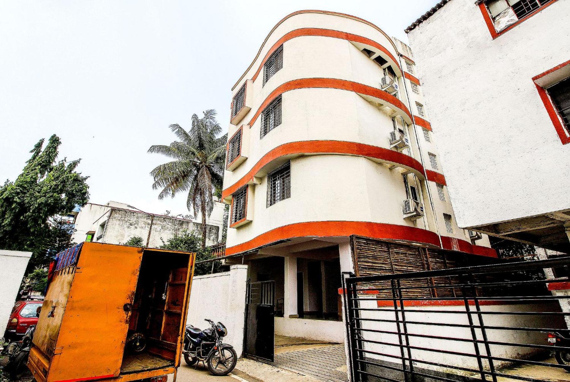 Hotel O Galaxy Near Inox Pune Exterior photo