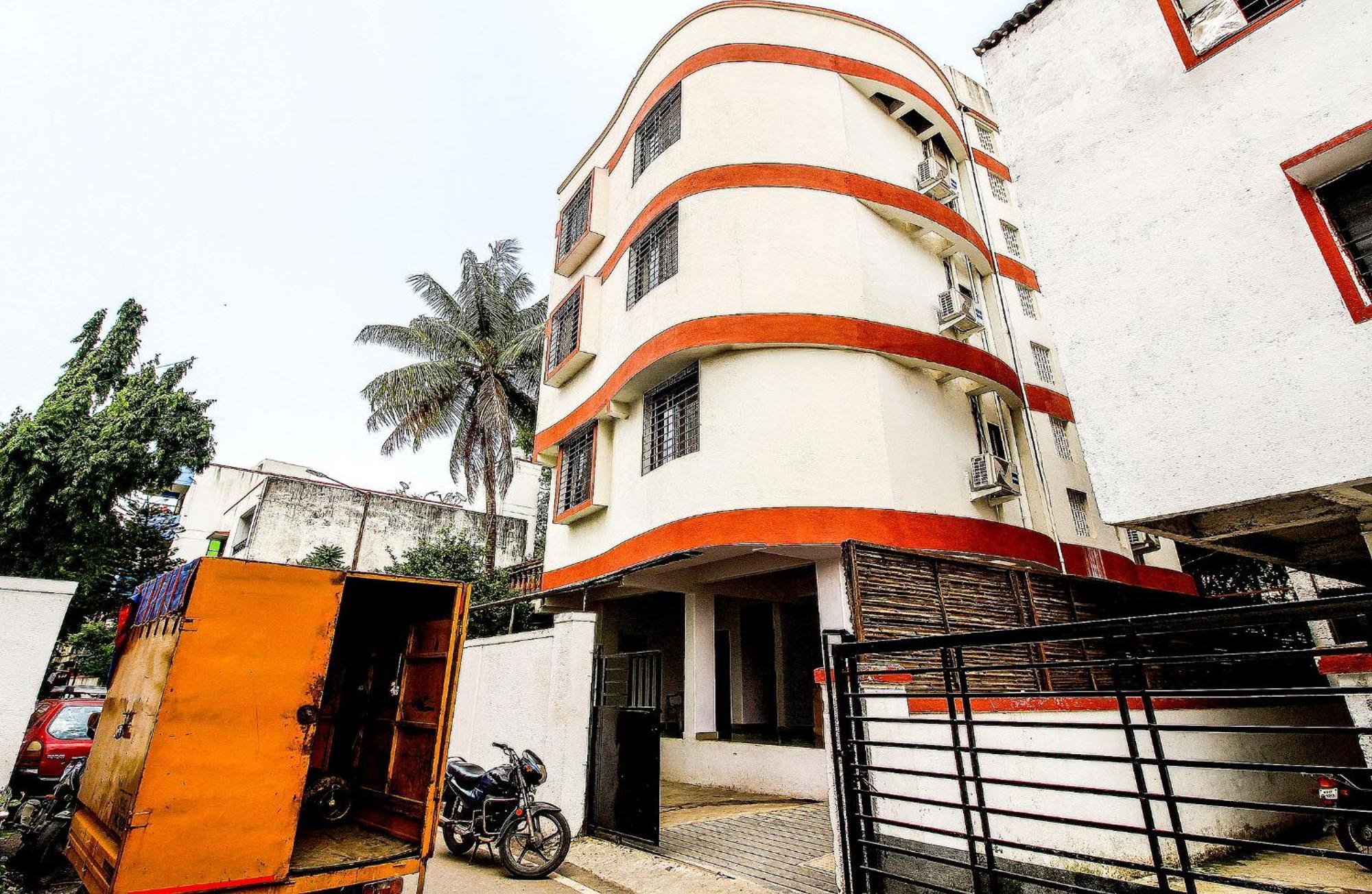 Hotel O Galaxy Near Inox Pune Exterior photo