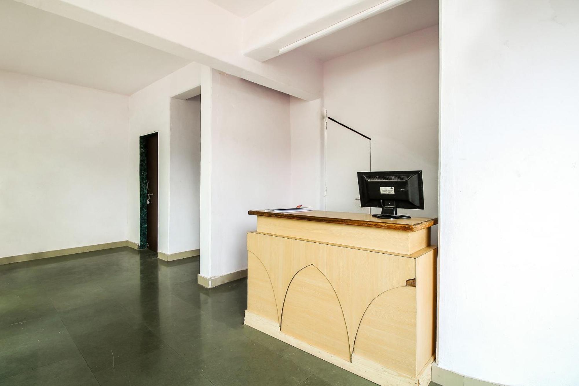 Hotel O Galaxy Near Inox Pune Exterior photo